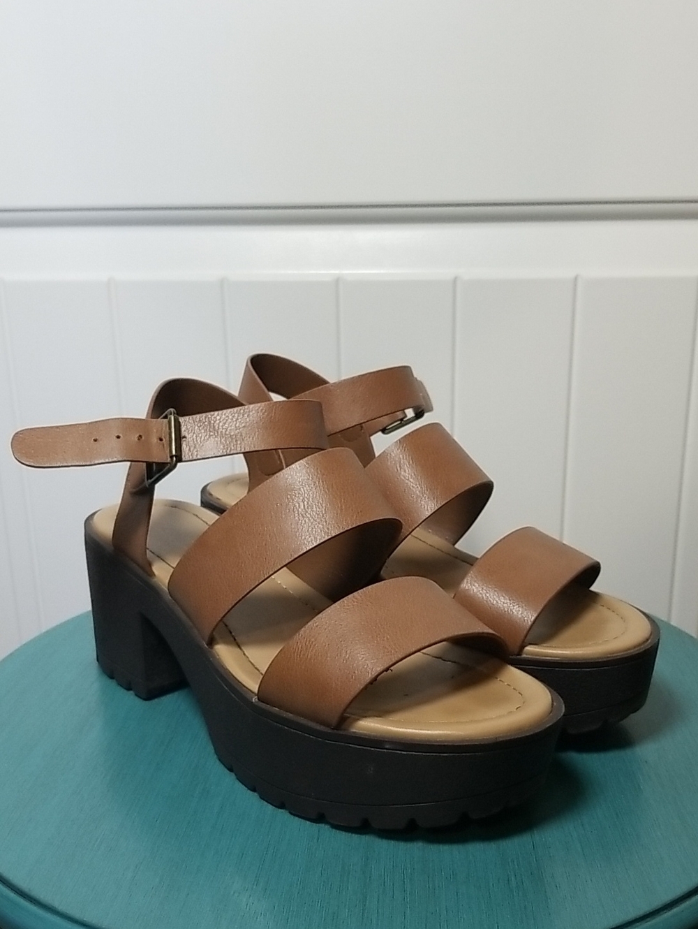 Soda Size 8 Platform Chunky Heel Sandals